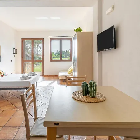 بيت للعطل Pathos Retreat Pool And Garden سيراكوزا